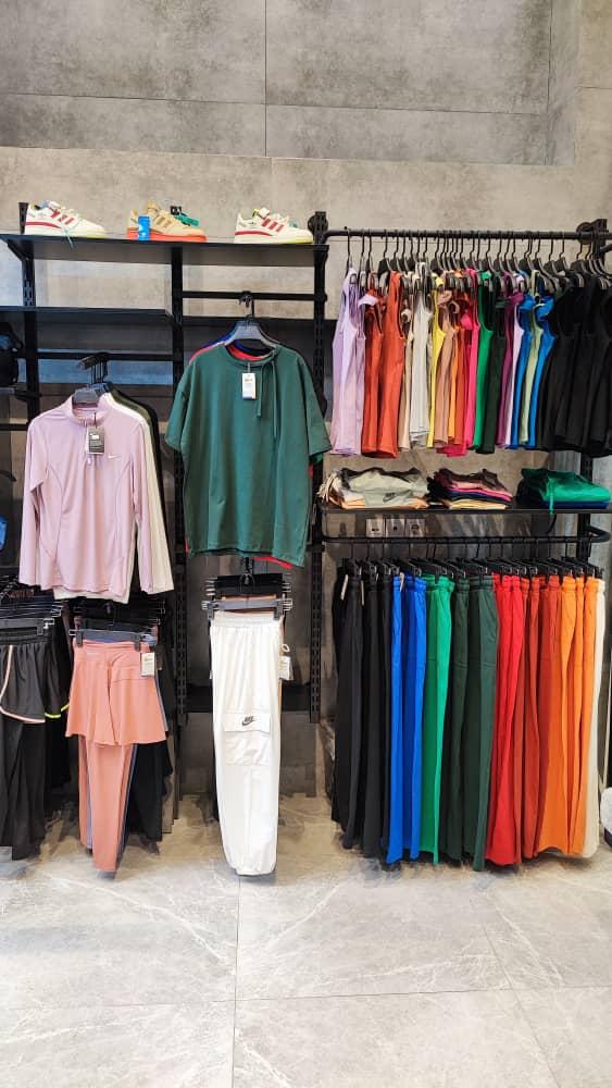 عکس فروشگاه ورزشی اوشیدا