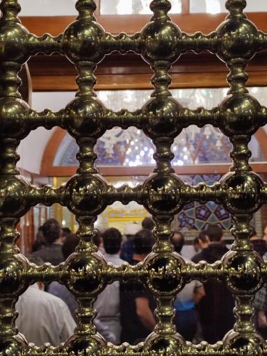 عکس پنجره فولاد صحن گوهرشاد