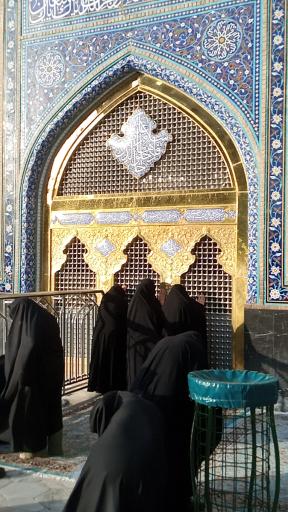 عکس پنجره فولاد صحن گوهرشاد