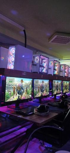 عکس گیم نت و گیم‌ سنتر آرشا