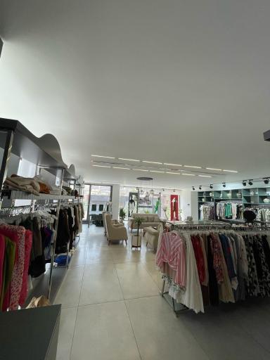 عکس مزون لباس فریبا