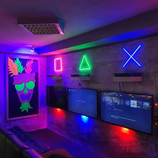 عکس گیم نت و گیم‌ سنتر آرشا