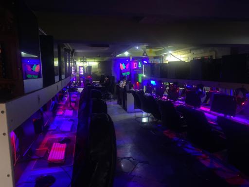 گیم نت و گیم‌ سنتر آرشا