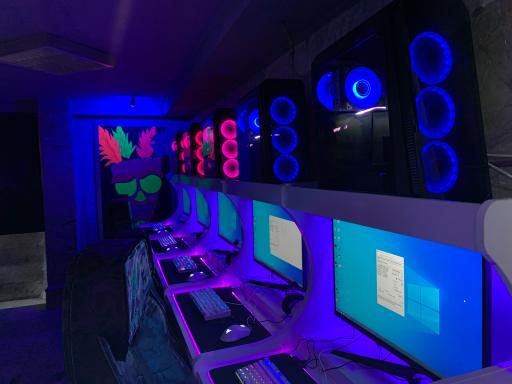 گیم نت و گیم‌ سنتر آرشا