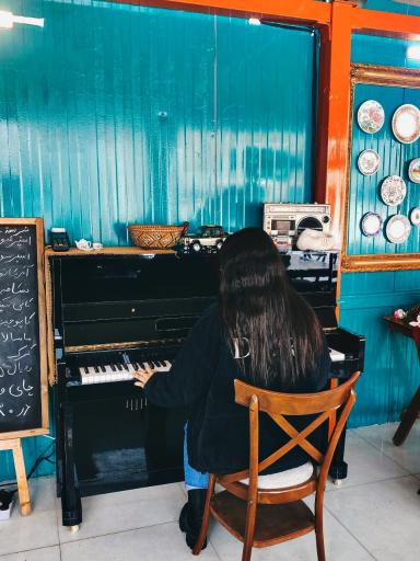 عکس کافه کتاب زندگی 