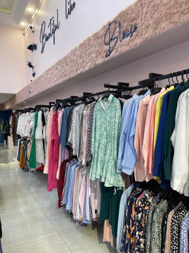 عکس فروشگاه لباس  اینفینیتی 