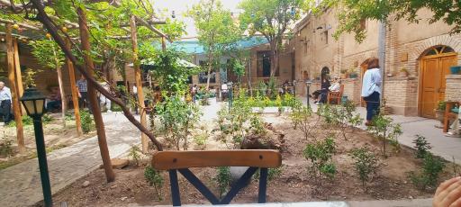 عکس خانه زعیم