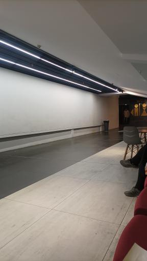 عکس پردیس سینمایی پرده طلایی (گلدن اسکرین)