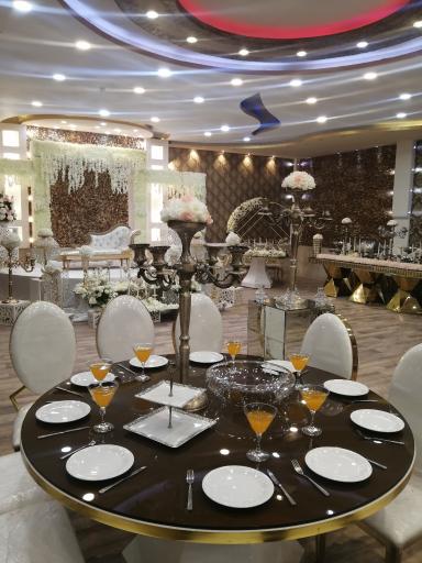 عکس تالار پیانو