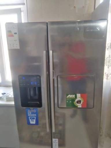عکس تعمیرات یخچال سرما گستر