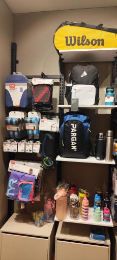 عکس فروشگاه ورزشی اونلی اسپرت