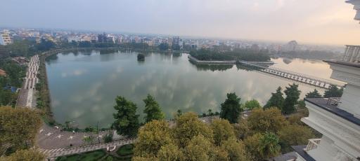عکس استخر لاهیجان