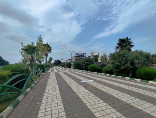 عکس استخر لاهیجان
