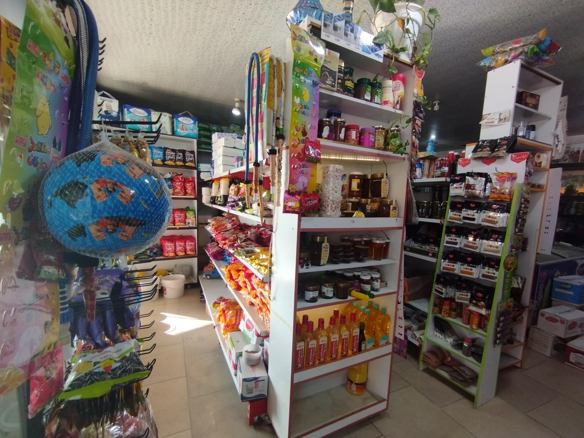 عکس سوپرمارکت تک