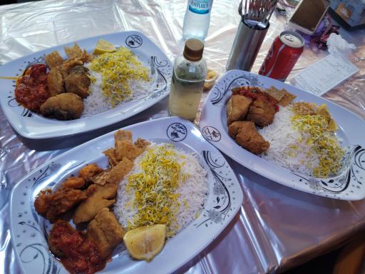 عکس رستوران خنجی زاده