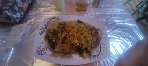 عکس رستوران خنجی زاده