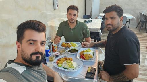 عکس رستوران خنجی زاده