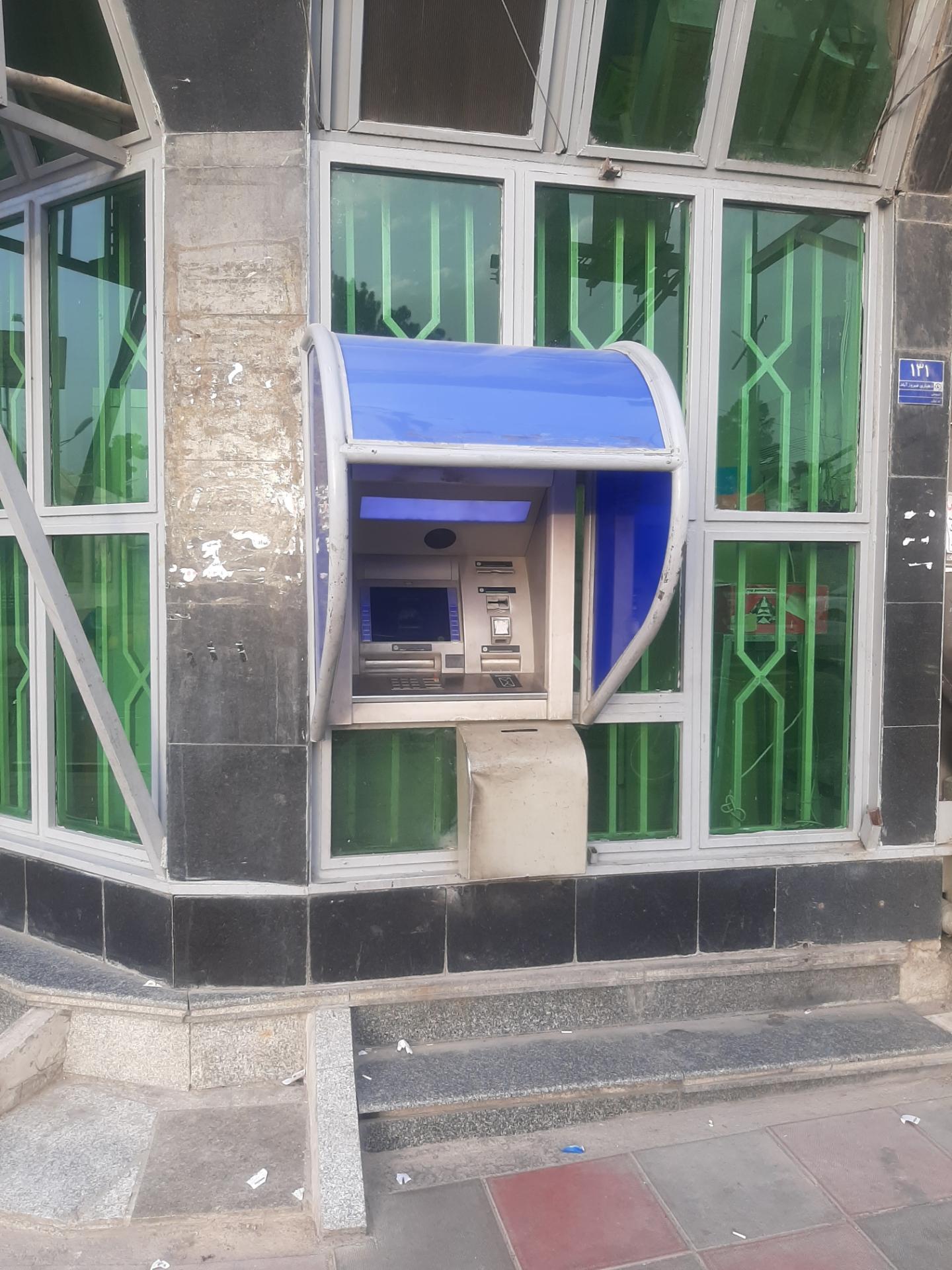 عکس خودپرداز بانک تجارت