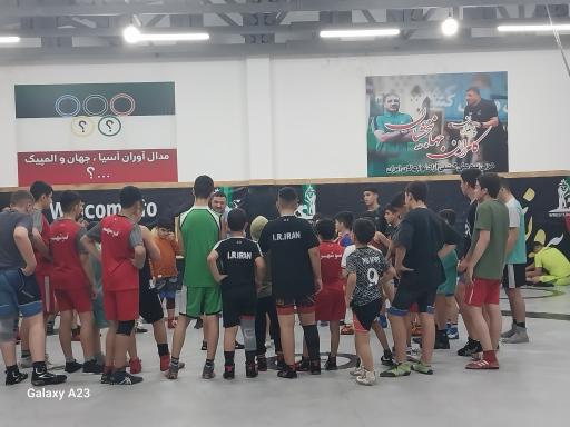 عکس سالن ورزشی شادروان جعفر درویش