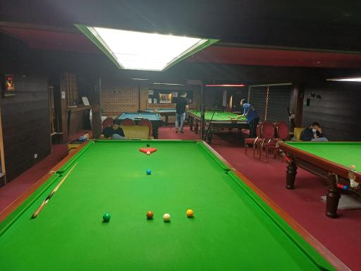 عکس باشگاه بیلیارد هتل ملک چالوس