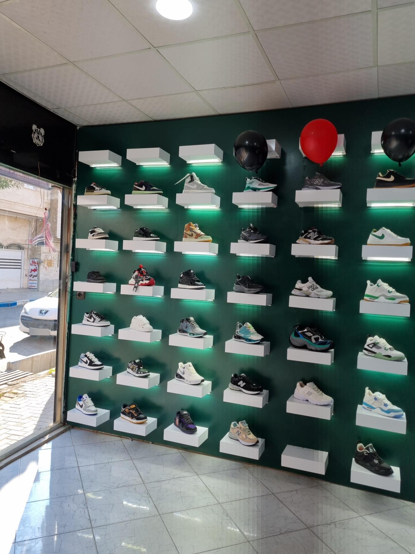 عکس کفش اشکان بارکد