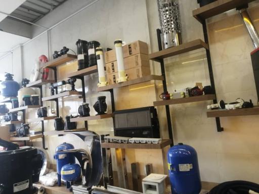 عکس فروشگاه آرتین استخر