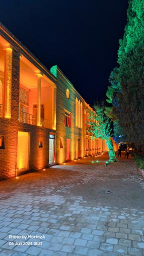 عکس عمارت و باغ رحیم آباد