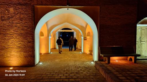 عکس عمارت و باغ رحیم آباد