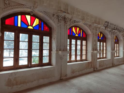 عکس عمارت و باغ رحیم آباد