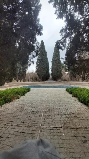 عکس عمارت و باغ رحیم آباد