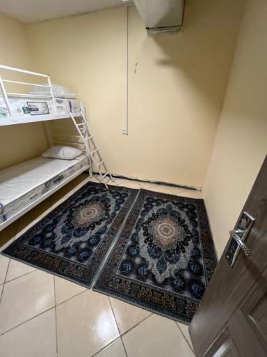 عکس خوابگاه پسرانه سرای تهران