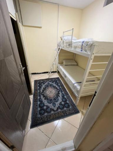 عکس خوابگاه پسرانه سرای تهران