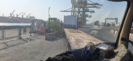 عکس محوطه کانتینری نظم آفرینان صنعت سهند