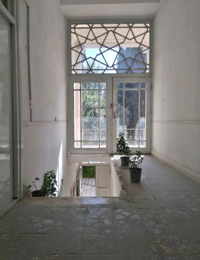 عکس عمارت و باغ رحیم آباد