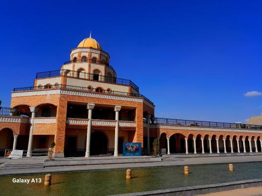 عکس عمارت کلاه فرنگی