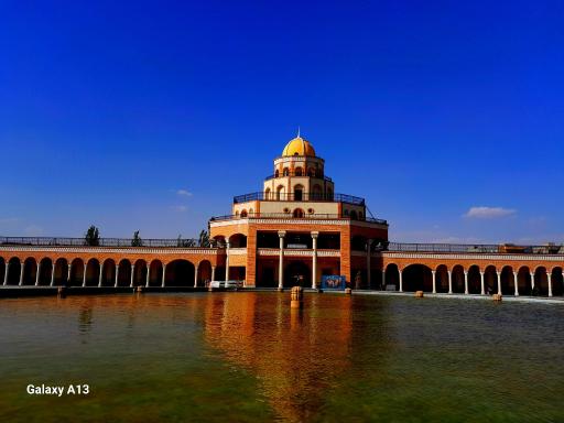 عکس عمارت کلاه فرنگی