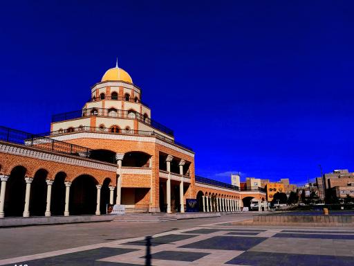 عکس عمارت کلاه فرنگی