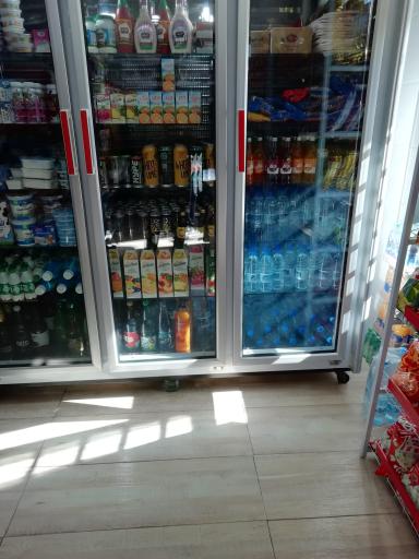 عکس مرکز خرید نصیری سوپر مارکت