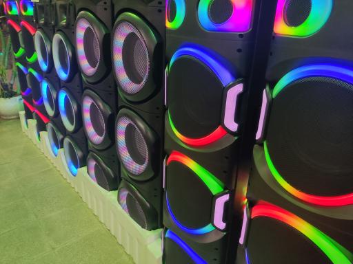 عکس تعمیرات اسپیکر و موبایل محمدی