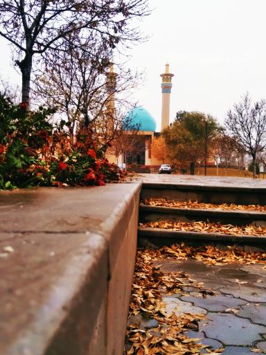 عکس مسجد امام خمینی دانشگاه شهید مدنی