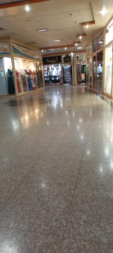 عکس مرکز خرید میلاد