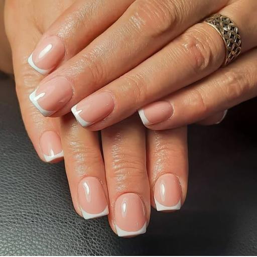 عکس کلینیک ناخن فائزه