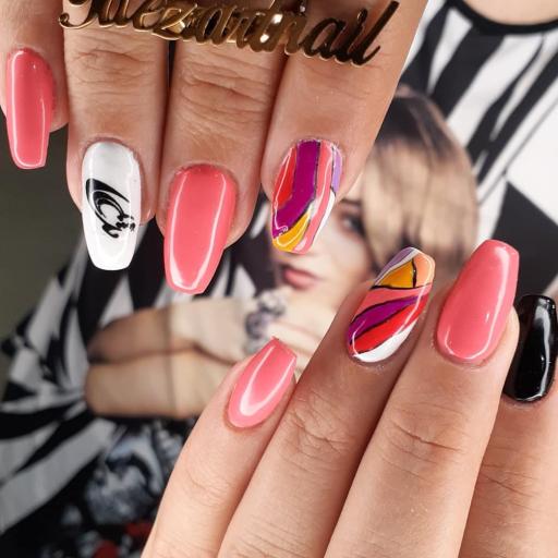 عکس کلینیک ناخن فائزه