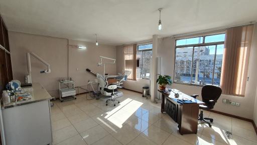 عکس دندانپزشکی دکتر هژبر کلالی