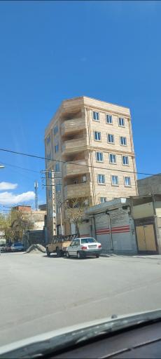 عکس ساختمان کریمی