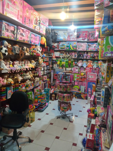 عکس اسباب بازی فروشی پاتریس