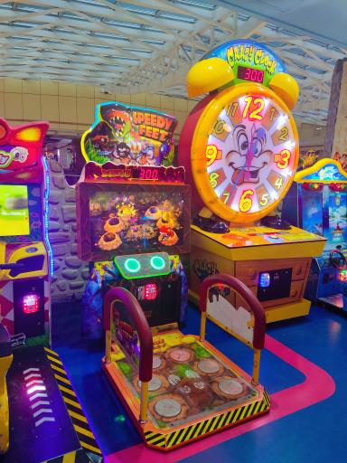 عکس شهربازی قلعه شادی (شعبه اطلس)