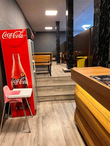 عکس برگر پلاس