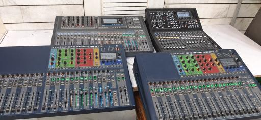 عکس کلینیک تخصصی صدا و تصویر