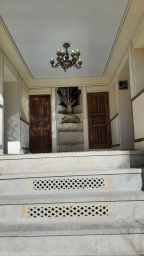 عمارت تاریخی کازرونیان